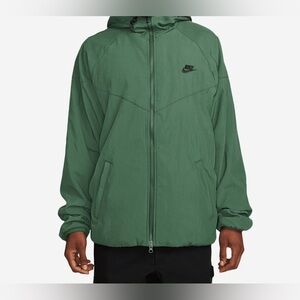 Men’s Nike Windrunner Winter Woven Hooded Fleece Lined Jacket Green FB8618-323